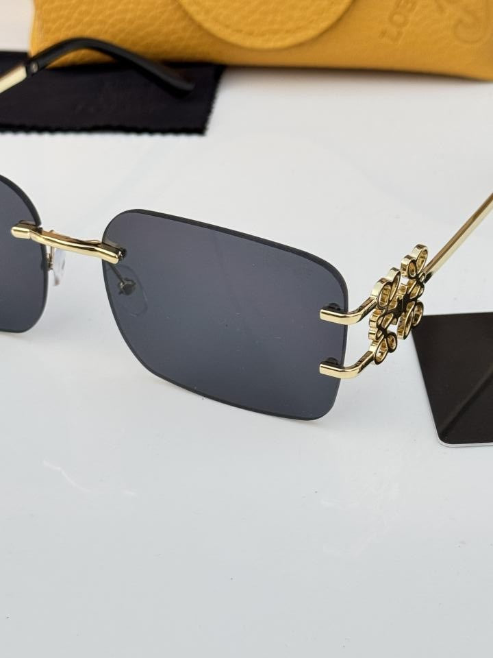 Loe_we 2583 Gold Black