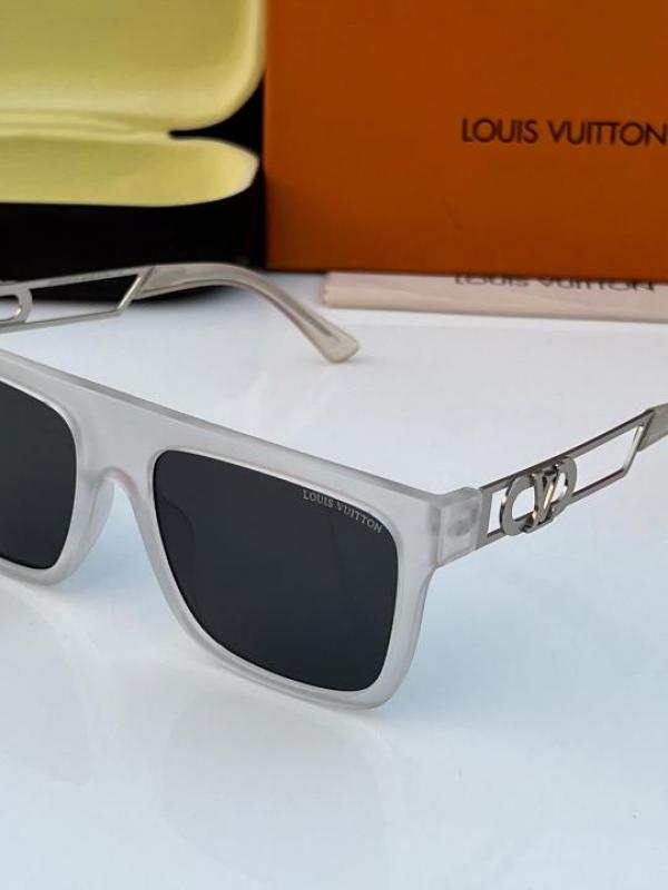 Lou_is Vui_tton 128 White Black