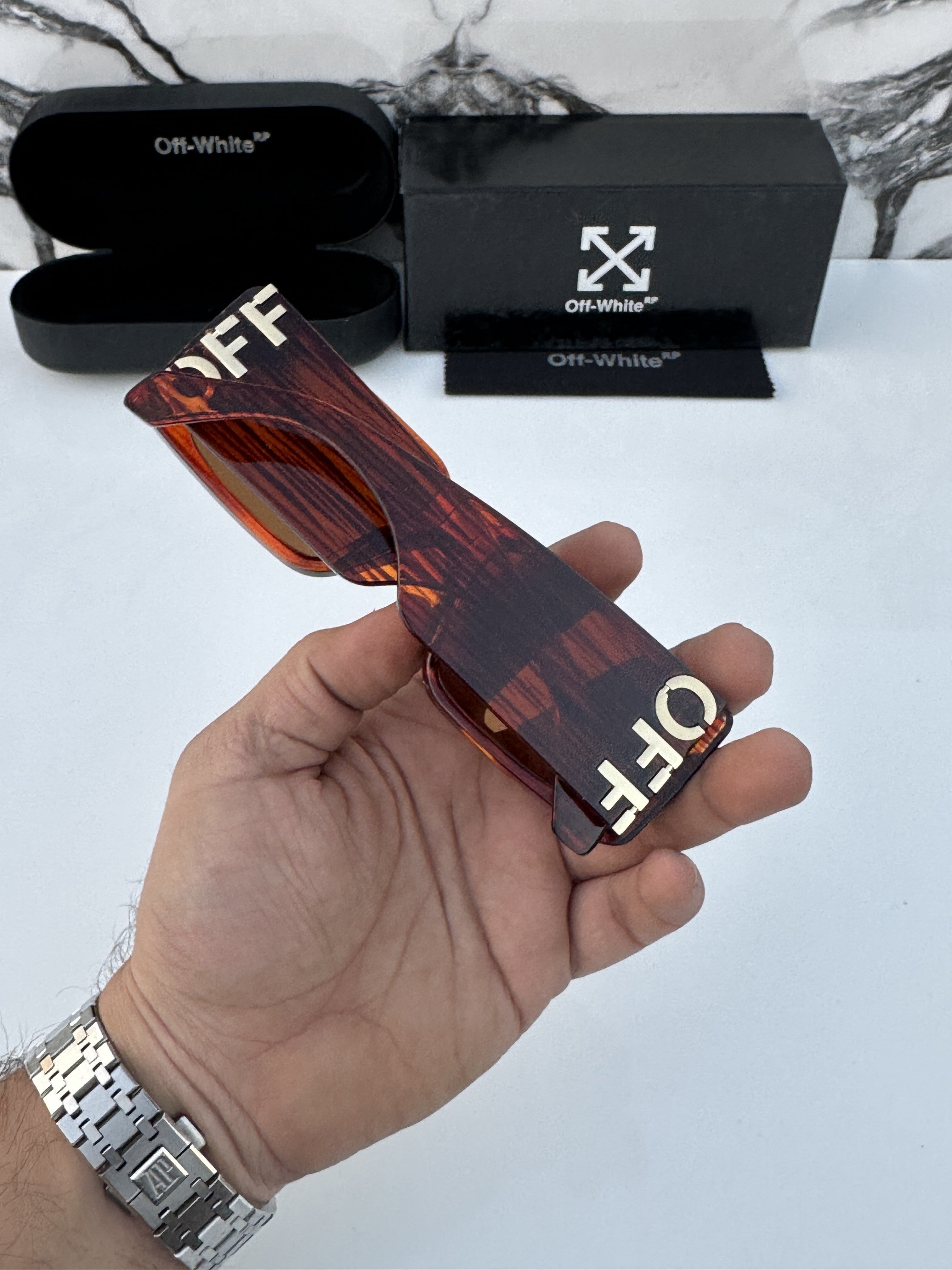 Off_White 1218 Brown